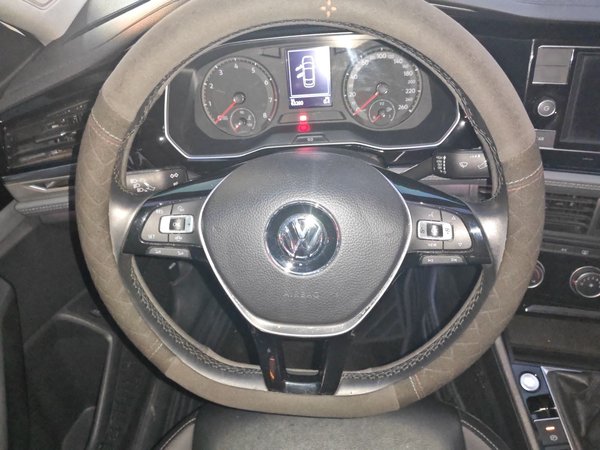 Volkswagen Sagitar 2019, 63200 км, за 9923 USD - фото 10