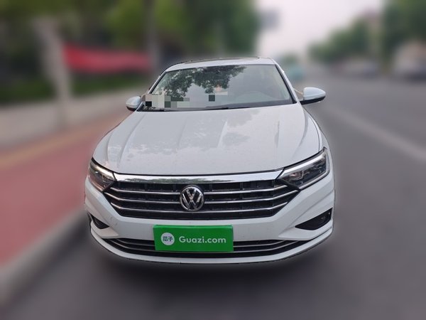 Volkswagen Sagitar 2020, 53800 км, за 9102 USD