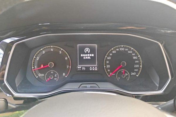 Volkswagen Sagitar 2020, 183300 км, за 9446 USD - фото 13