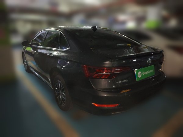 Volkswagen Sagitar · 2020 год