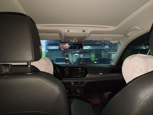 Volkswagen Sagitar 2020, 77200 км, за 10839 USD - фото 16