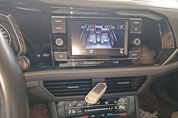 Volkswagen Sagitar 2020, 53000 км, за 11687 USD - фото 16