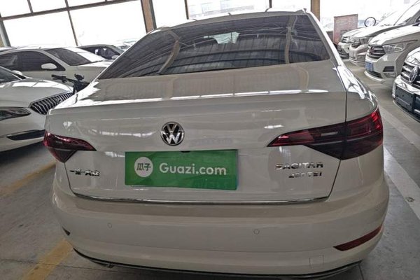 Volkswagen Sagitar 2020, 53000 км, за 11687 USD