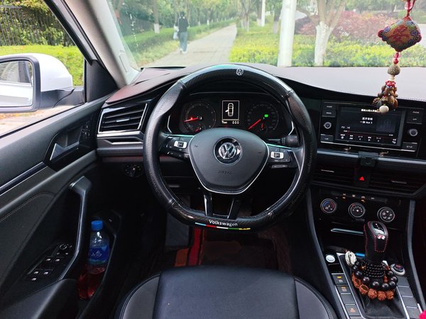 Volkswagen Sagitar 2020, 73400 км, за 10918 USD - фото 12