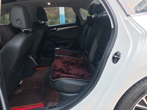 Volkswagen Sagitar 2020, 73400 км, за 10918 USD - фото 19