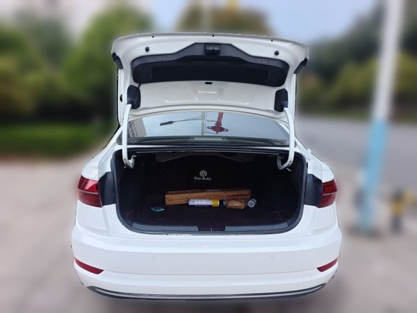 Volkswagen Sagitar 2020, 73400 км, за 10918 USD - фото 9