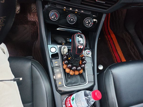 Volkswagen Sagitar 2020, 73400 км, за 10918 USD - фото 17