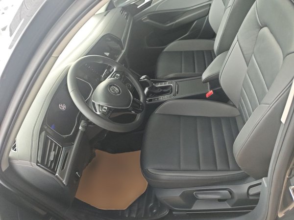 Volkswagen Sagitar 2021, 26800 км, за 12042 USD - фото 18