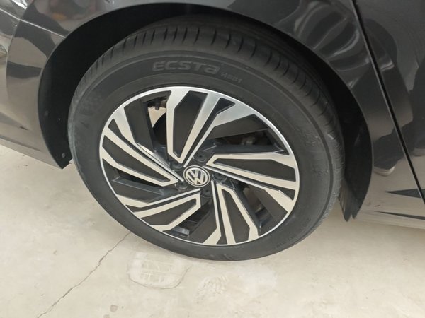 Volkswagen Sagitar 2021, 26800 км, за 12042 USD - фото 10