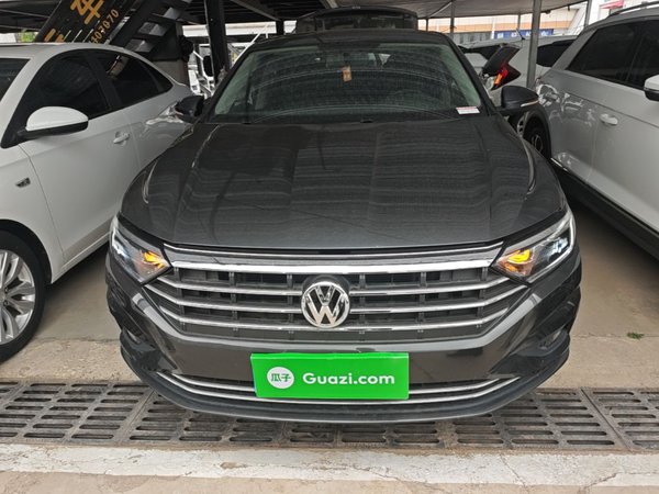 Volkswagen Sagitar 2021, 26800 км, за 12042 USD