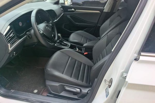 Volkswagen Sagitar 2021, 25400 км, за 11136 USD - фото 24