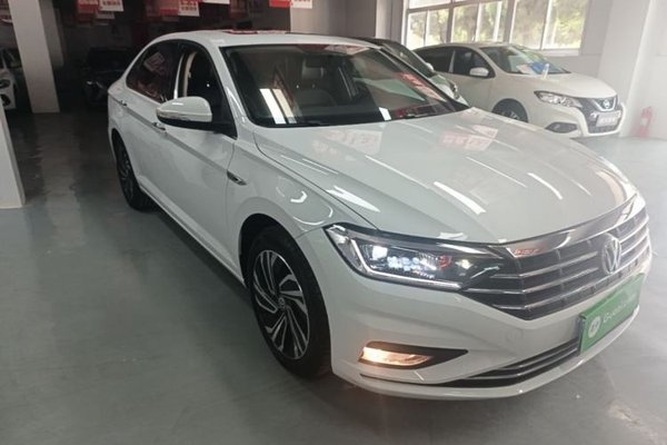 Volkswagen Sagitar 2021, 25400 км, за 11136 USD