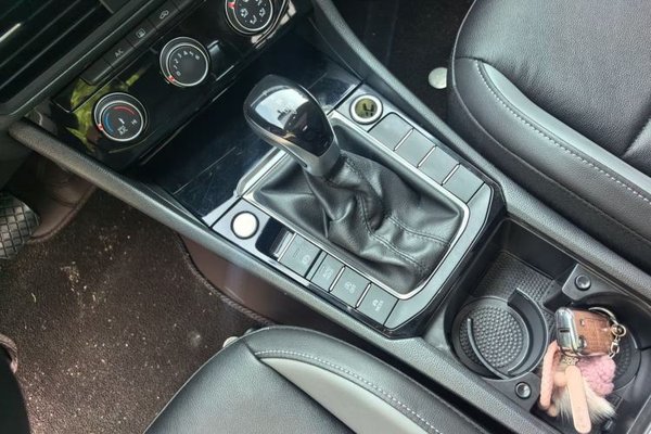 Volkswagen Sagitar 2021, 25400 км, за 11136 USD - фото 22