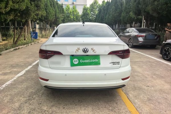 Volkswagen Sagitar 2021, 25400 км, за 11136 USD