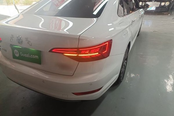 Volkswagen Sagitar 2021, 25400 км, за 11136 USD - фото 7