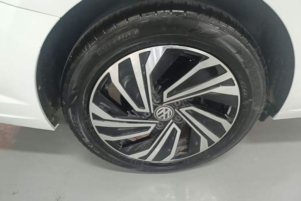 Volkswagen Sagitar 2021, 25400 км, за 11136 USD - фото 10