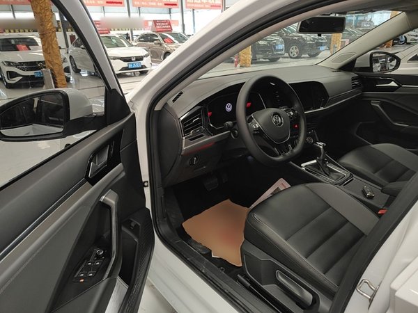 Volkswagen Sagitar 2021, 63099 км, за 11909 USD - фото 19