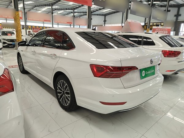 Volkswagen Sagitar 2021, 63099 км, за 11909 USD