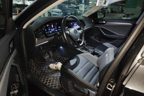 Volkswagen Sagitar 2021, 40900 км, за 11026 USD - фото 17