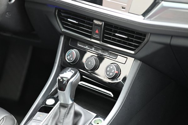 Volkswagen Sagitar 2021, 51800 км, за 11761 USD - фото 14