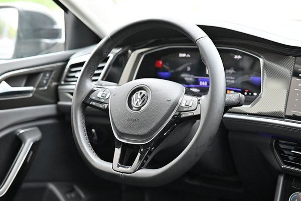Volkswagen Sagitar 2021, 51800 км, за 11761 USD - фото 16