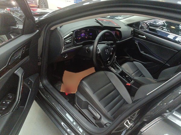 Volkswagen Sagitar 2021, 51800 км, за 11761 USD - фото 12