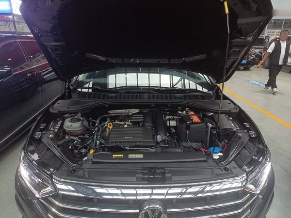 Volkswagen Sagitar 2021, 51800 км, за 11761 USD - фото 9