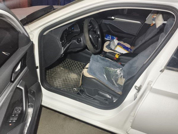 Volkswagen Sagitar 2021, 28500 км, за 12776 USD - фото 19