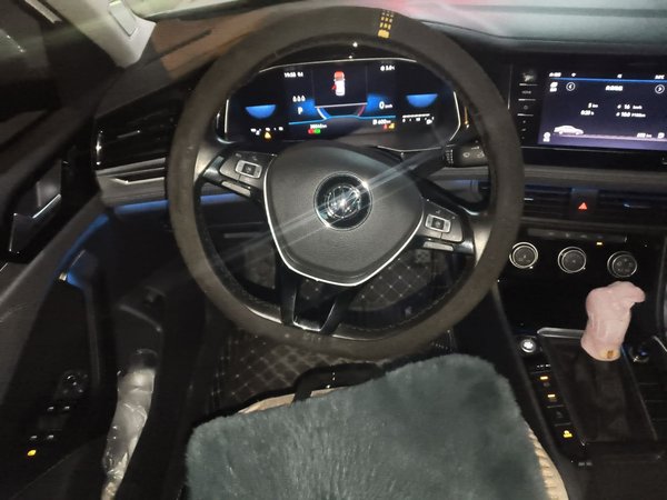 Volkswagen Sagitar 2021, 28500 км, за 12776 USD - фото 9