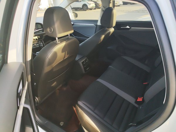 Volkswagen Sagitar 2021, 38800 км, за 13173 USD - фото 16