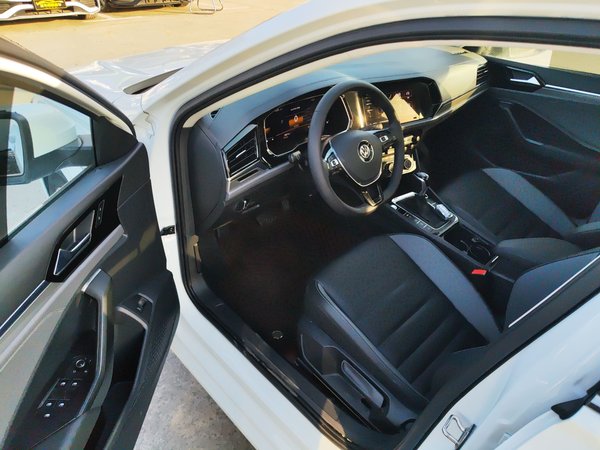 Volkswagen Sagitar 2021, 38800 км, за 13173 USD - фото 15