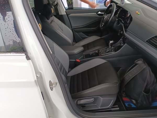 Volkswagen Sagitar 2021, 42400 км, за 12982 USD - фото 23