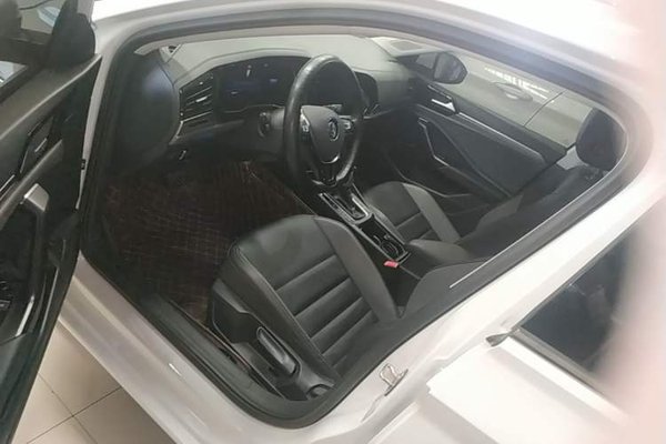 Volkswagen Sagitar 2021, 52500 км, за 12736 USD - фото 19