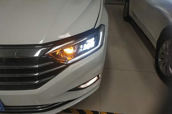 Volkswagen Sagitar 2021, 52500 км, за 12736 USD - фото 9