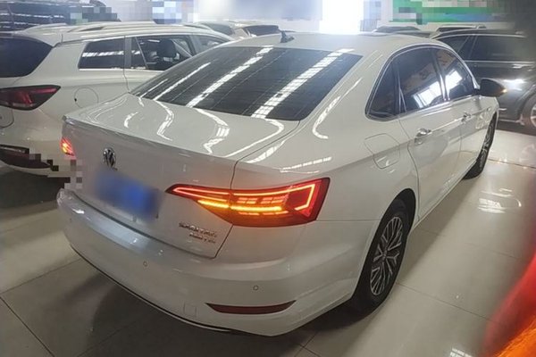 Volkswagen Sagitar 2021, 52500 км, за 12736 USD - фото 6