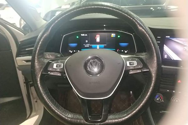 Volkswagen Sagitar 2021, 52500 км, за 12736 USD - фото 14