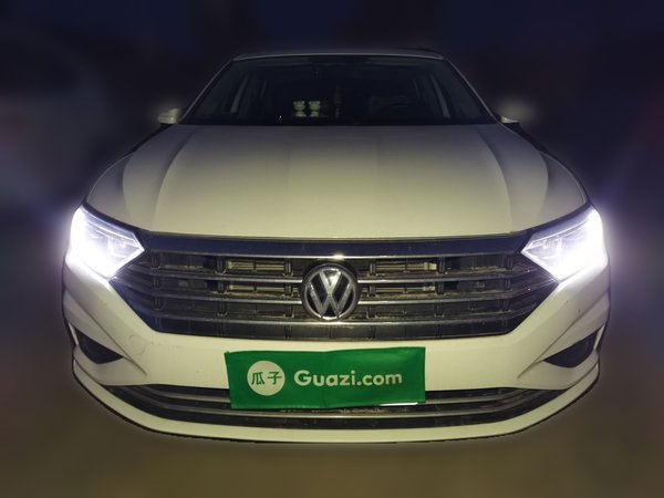 Volkswagen Sagitar 2021, 75100 км, за 10420 USD