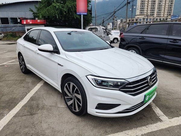 Volkswagen Sagitar 2022, 35600 км, за 14189 USD