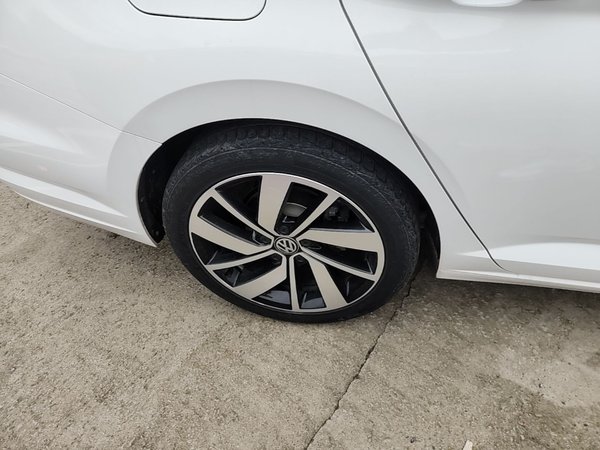 Volkswagen Sagitar 2022, 35600 км, за 14189 USD - фото 10