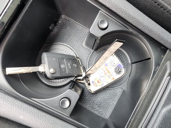 Volkswagen Sagitar 2022, 35600 км, за 14189 USD - фото 12