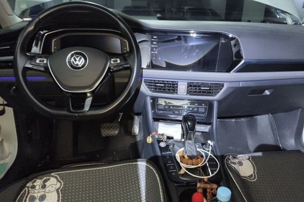 Volkswagen Sagitar 2022, 75300 км, за 11391 USD - фото 9