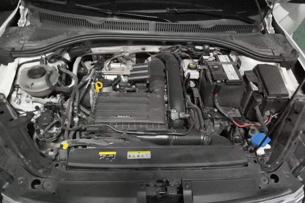 Volkswagen Sagitar 2022, 75300 км, за 11391 USD - фото 21