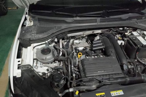 Volkswagen Sagitar 2022, 75300 км, за 11391 USD - фото 23