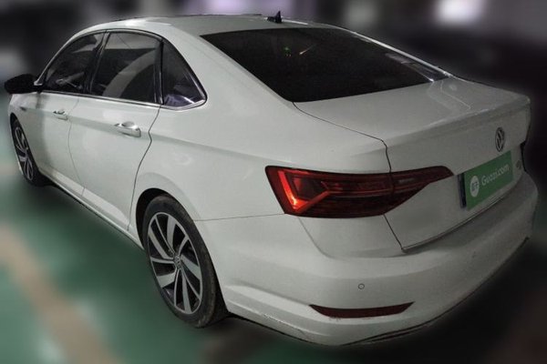 Volkswagen Sagitar 2022, 75300 км, за 11391 USD