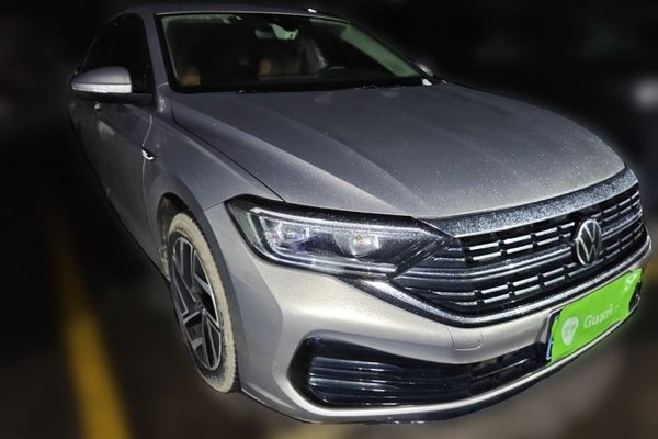 Volkswagen Sagitar 2023, 56800 км, за 13144 USD