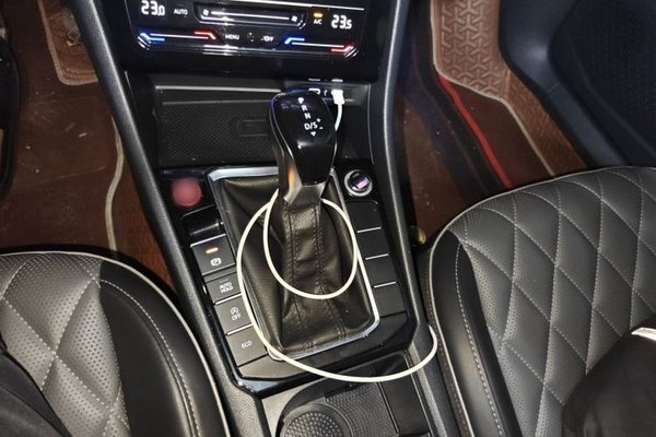 Volkswagen Sagitar 2023, 56800 км, за 13144 USD - фото 13