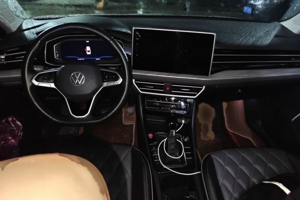 Volkswagen Sagitar 2023, 56800 км, за 13144 USD - фото 18