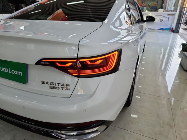 Volkswagen Sagitar 2023, 51700 км, за 14817 USD - фото 7