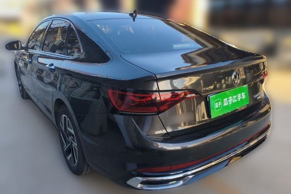 Volkswagen Sagitar 2023, 12600 км, за 13224 USD