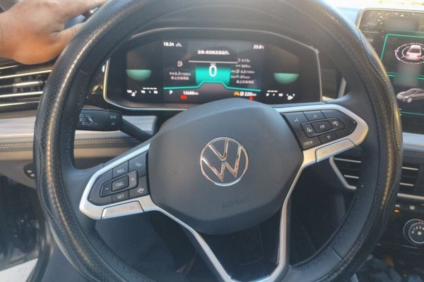 Volkswagen Sagitar 2023, 12600 км, за 13224 USD - фото 10